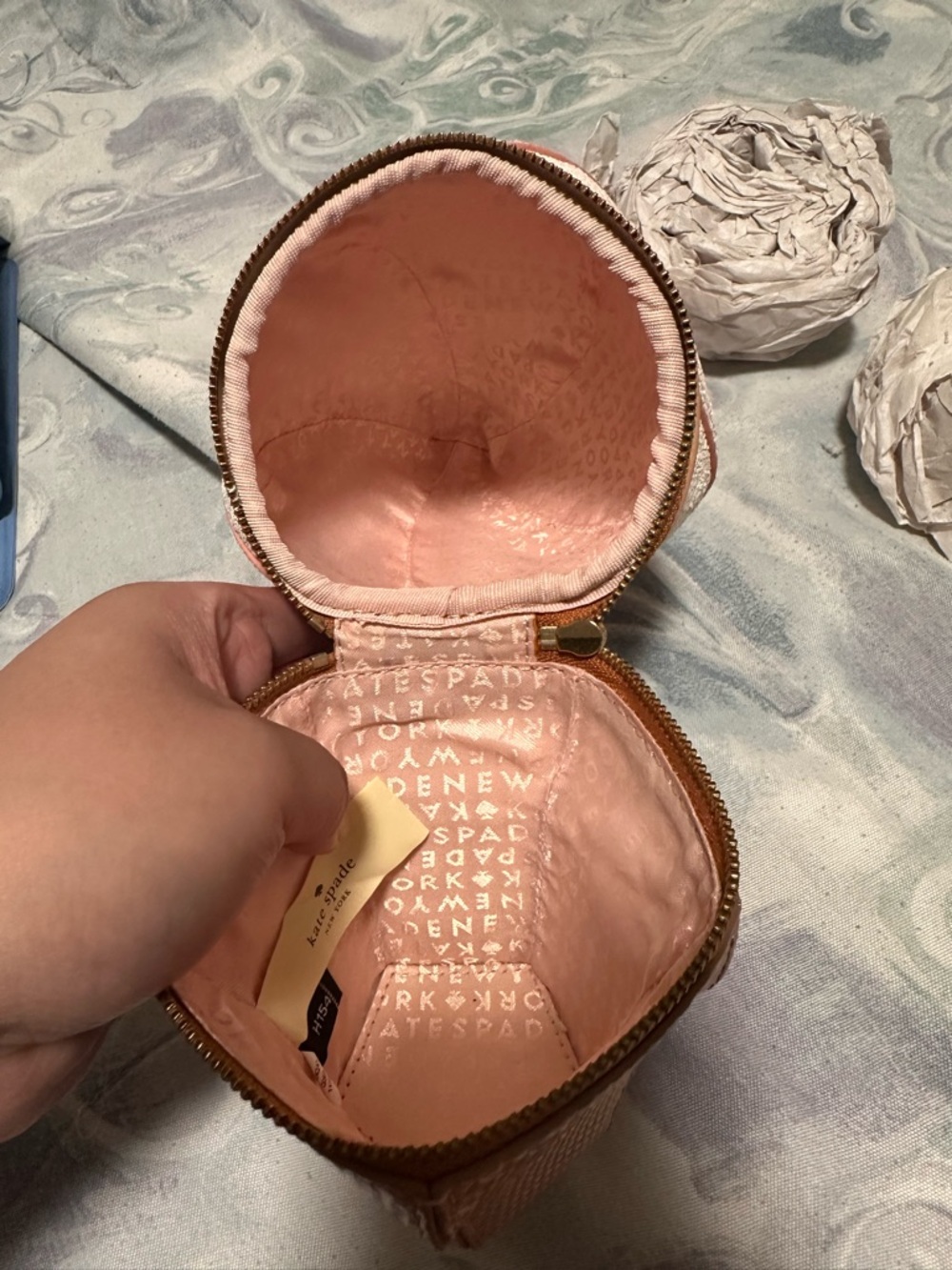 KATE SPADE Flavor of the Month Ice Cream Novelty Wristlet Food Dessert Purse Bag - Picture 4 of 5